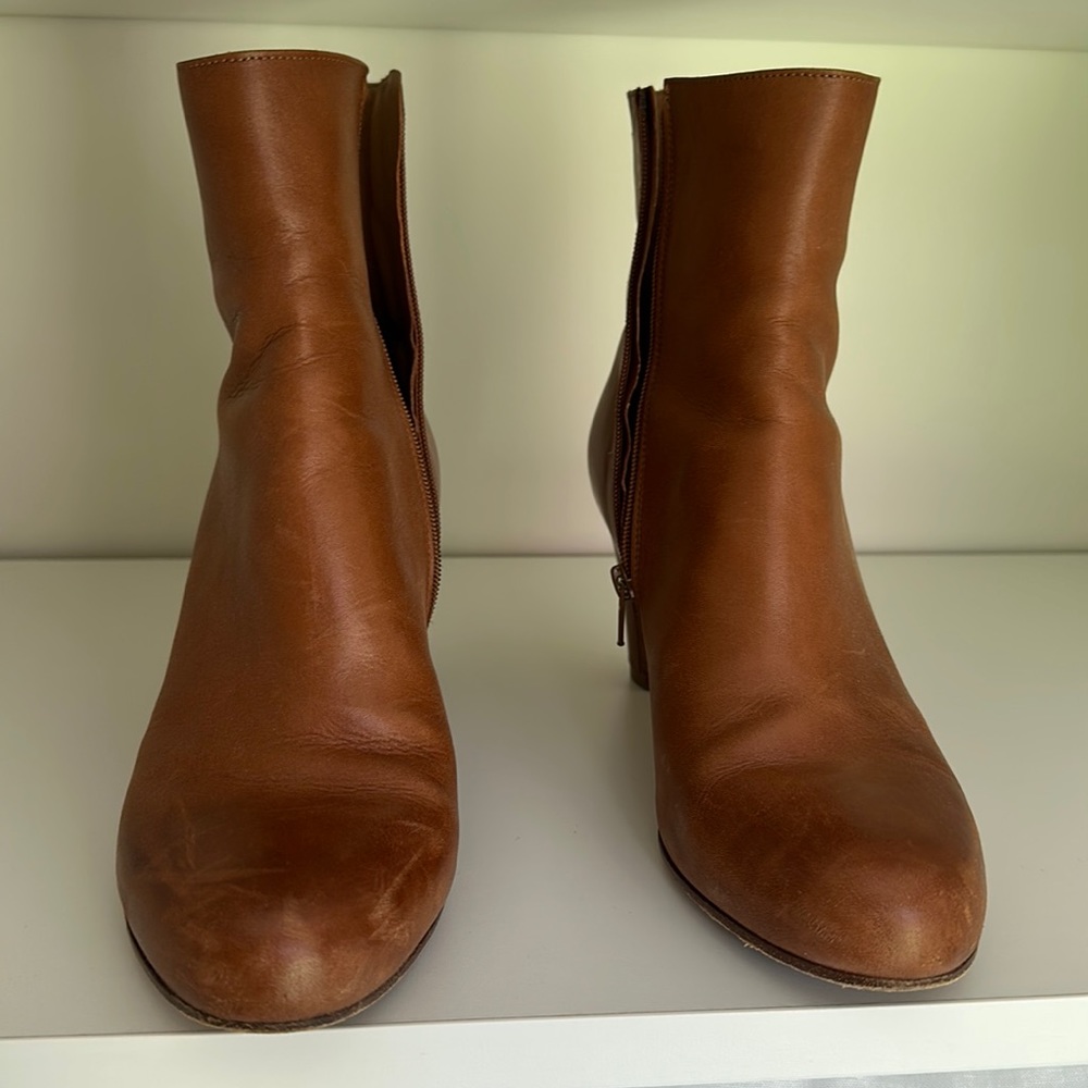 Tan Maison Martin margiela booties.  Great condition.  Size 39